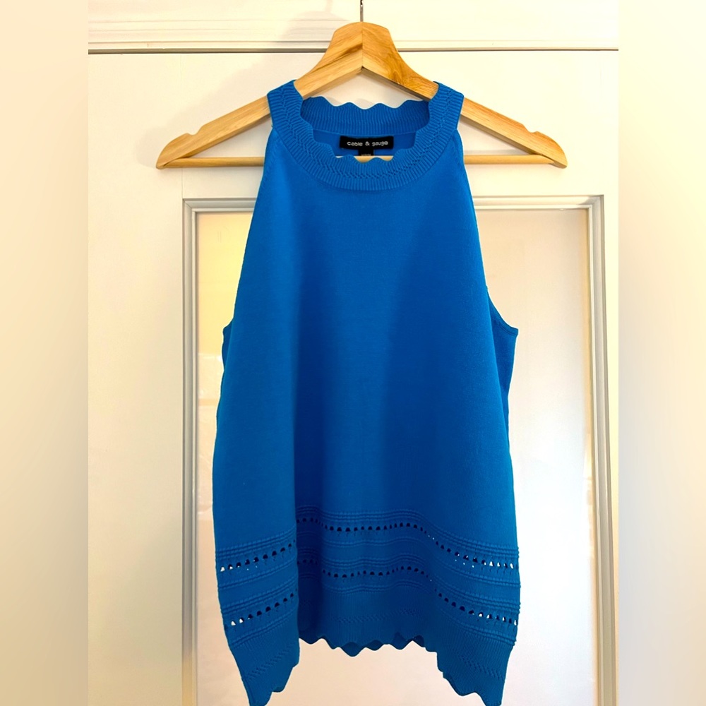 Cable & Gauge aquamarine blue knit women’s halter top size medium